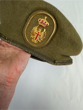Authentic Spanish Military Beret with Crown Emblem